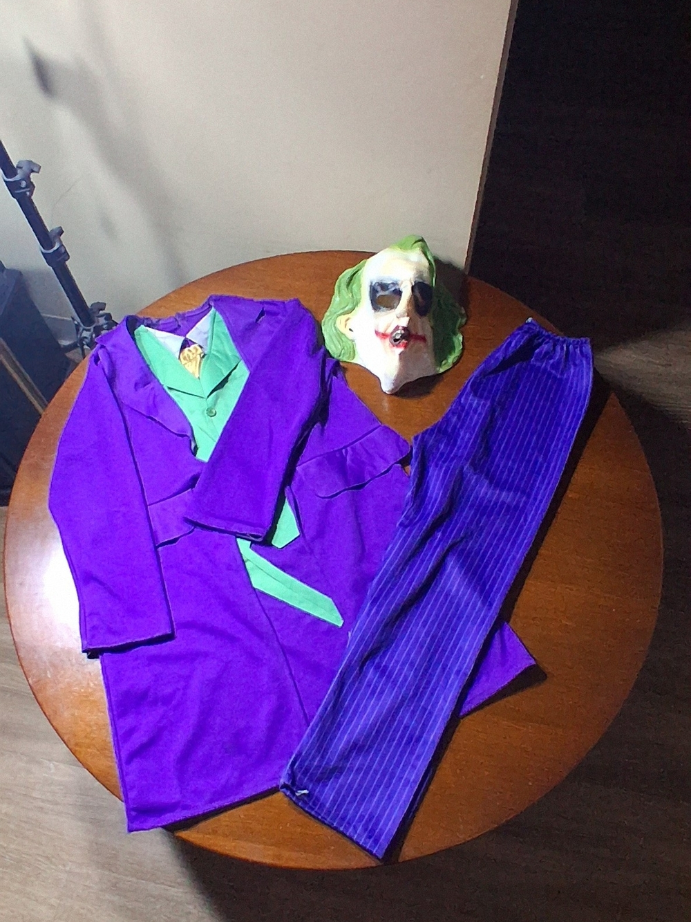 Kids Purple and Green Joker-style Costume with Mask 5-7 Years